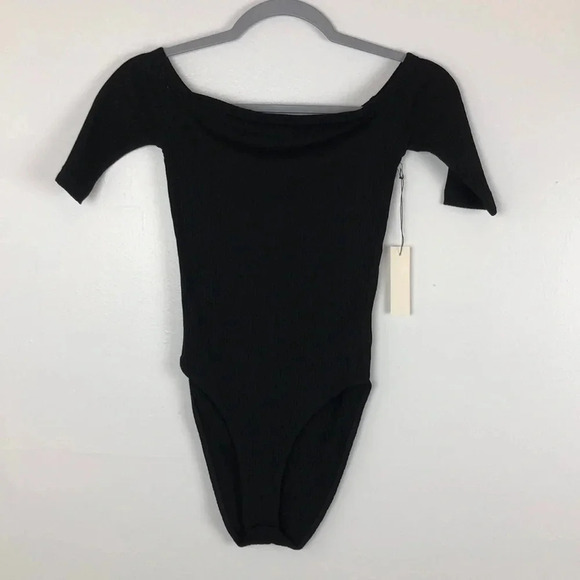CAPULET New Women’s Small Stretchy Ribbed Off The Shoulder Bodysuit - Picture 2 of 9